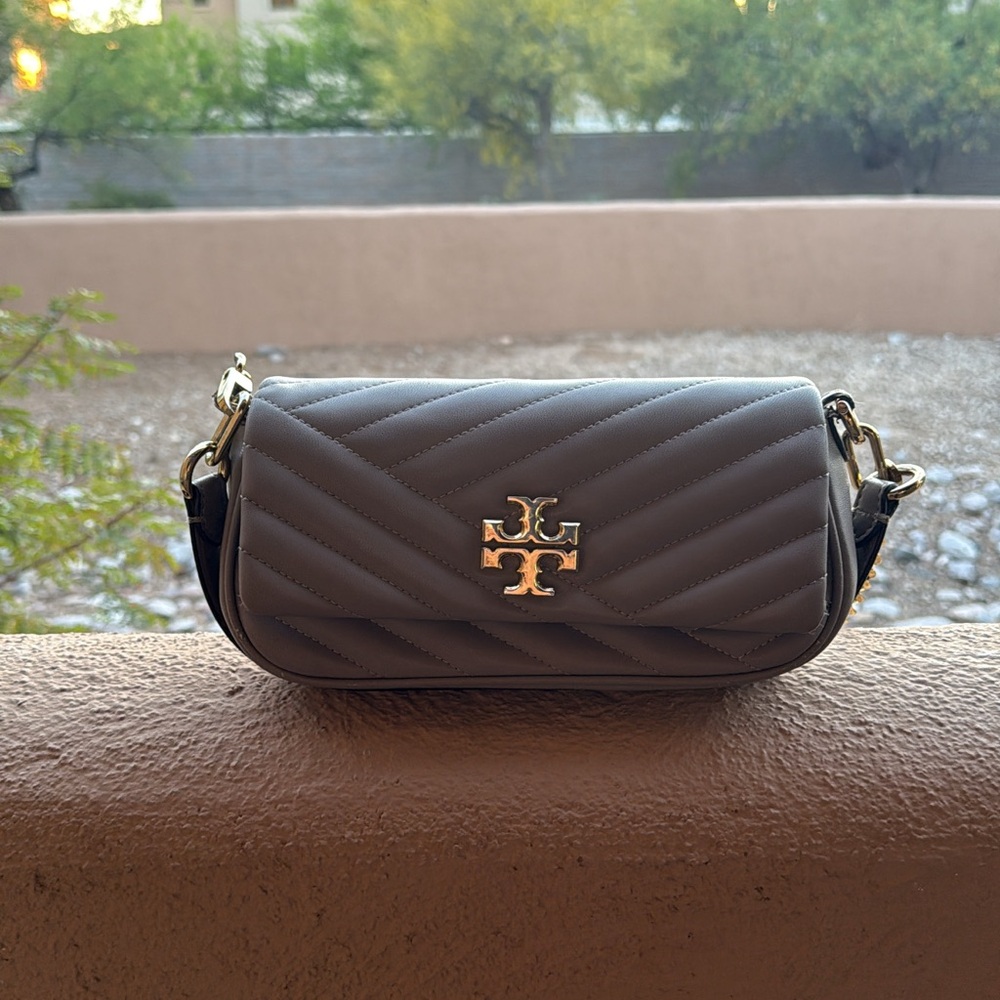Tory Burch Gray Quilted Crossbody Bag (ASK FOR DETAILS BEFORE BUYING)